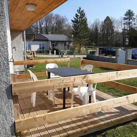 Studio Albert Avec Terrasse A Proximite De Metz Exterior photo