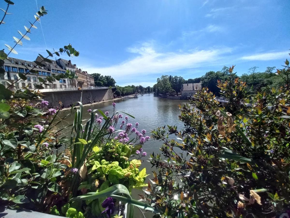 Avec Terrasse A Proximite De Metz